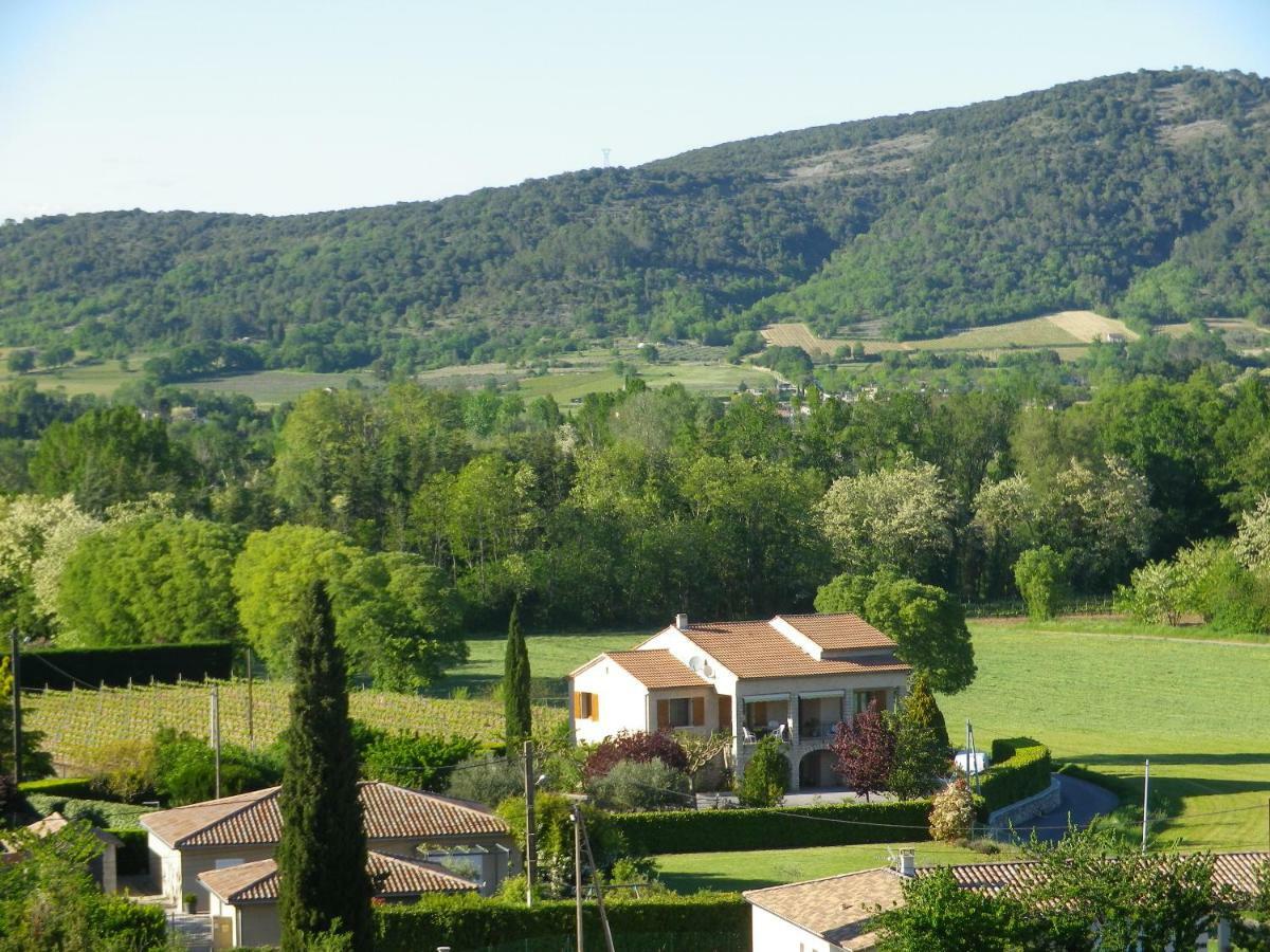Au Mas Des Graviers Bed and Breakfast Salavas Exteriör bild